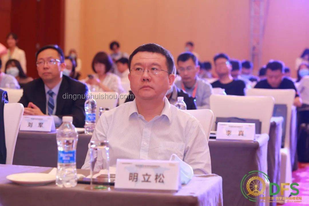 放下手机找张桌子挑战：实体桌游行业复兴与数字化转型